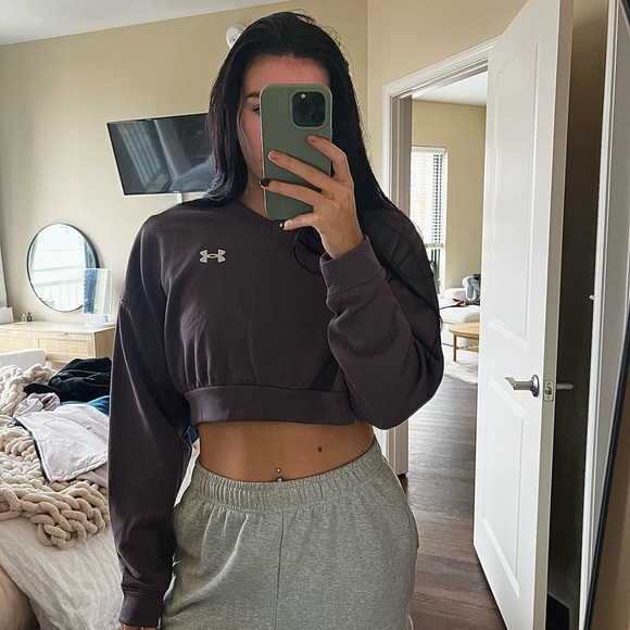 Under Armour brown pullover - Picture 2 of 4